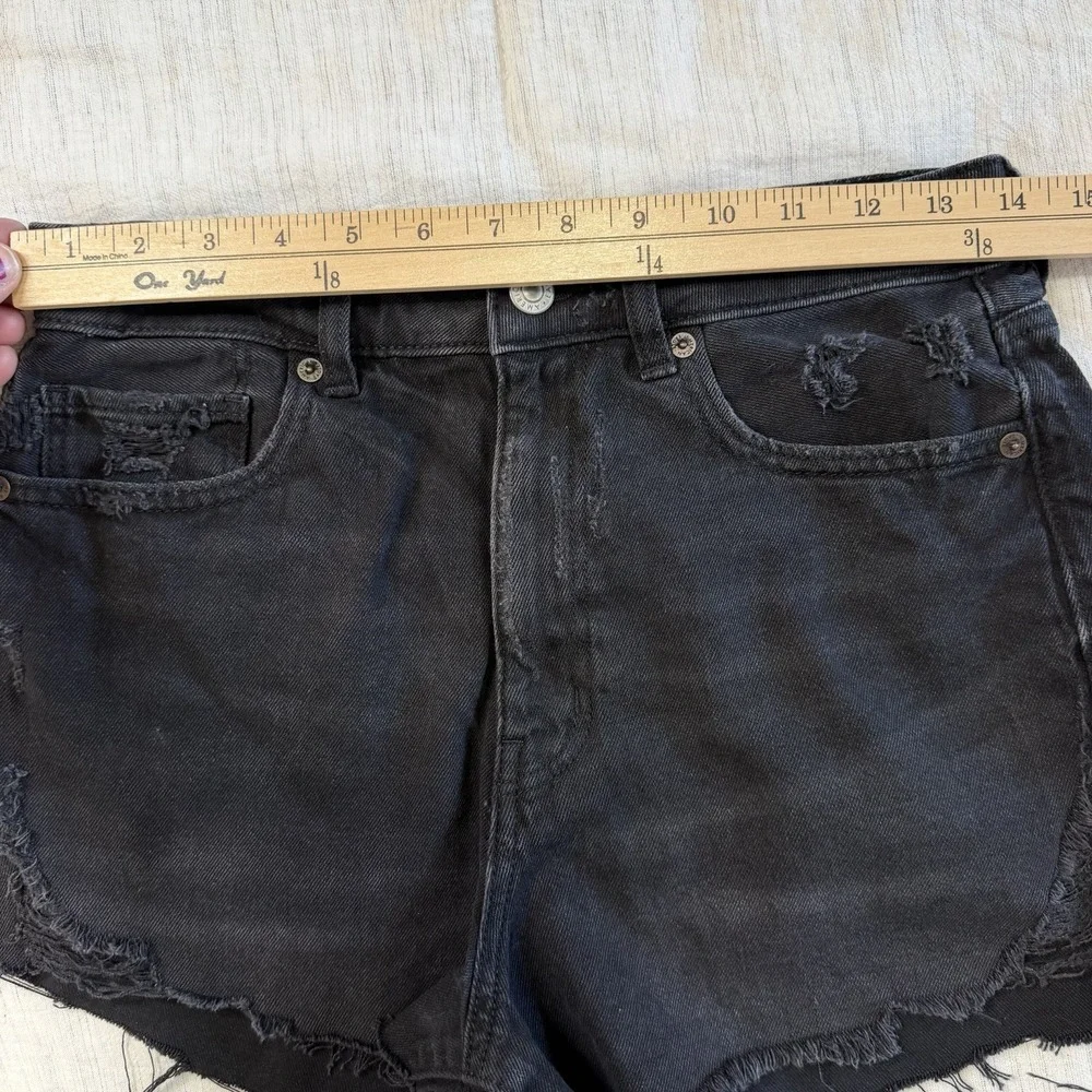 American Eagle Super High Rise Shortie Cut off Denim Shorts Black Sz‎ 6 Festival